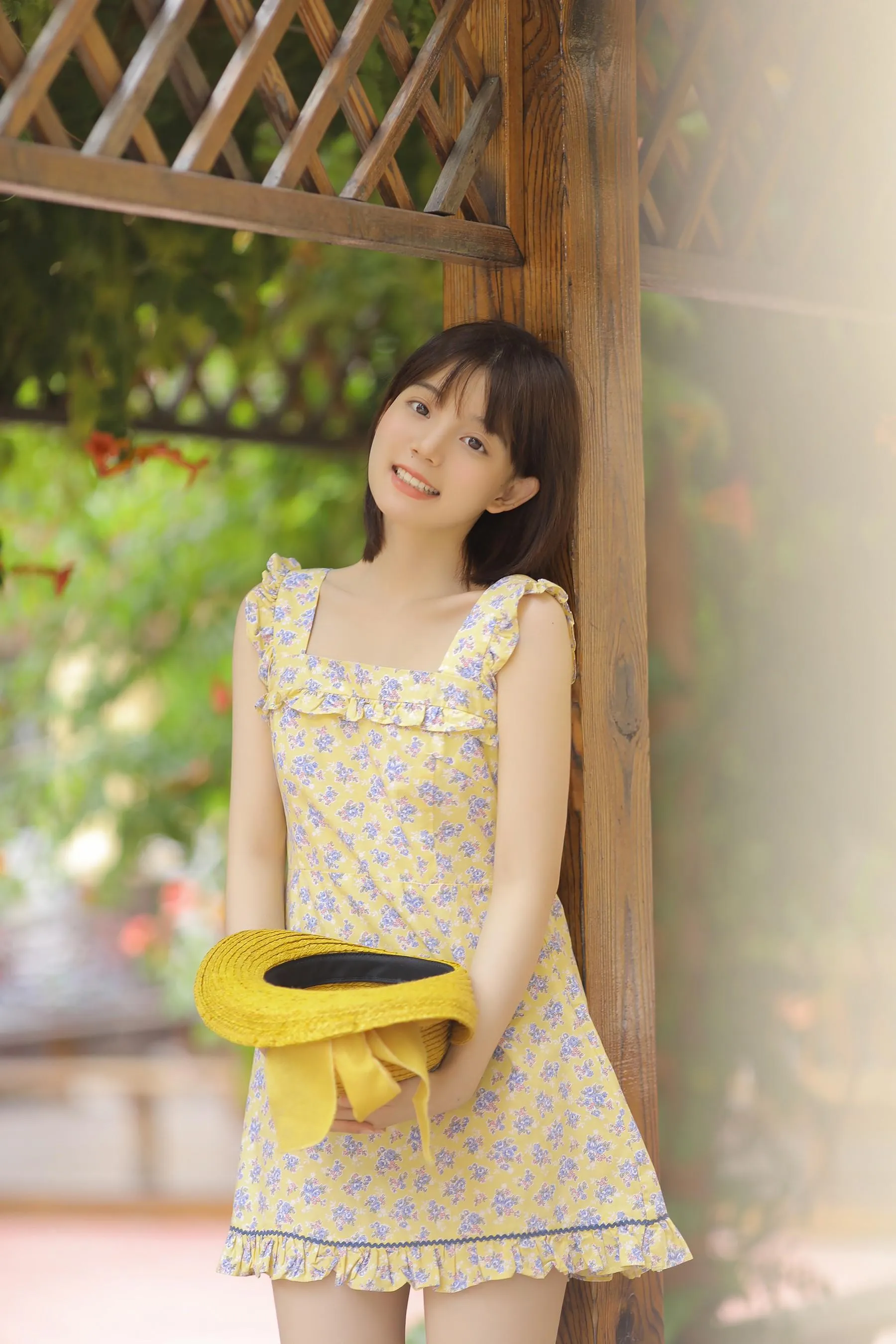 [YITUYU艺图语]2022.07.06 悠悠夏日长 不知秃 [20P]插图4